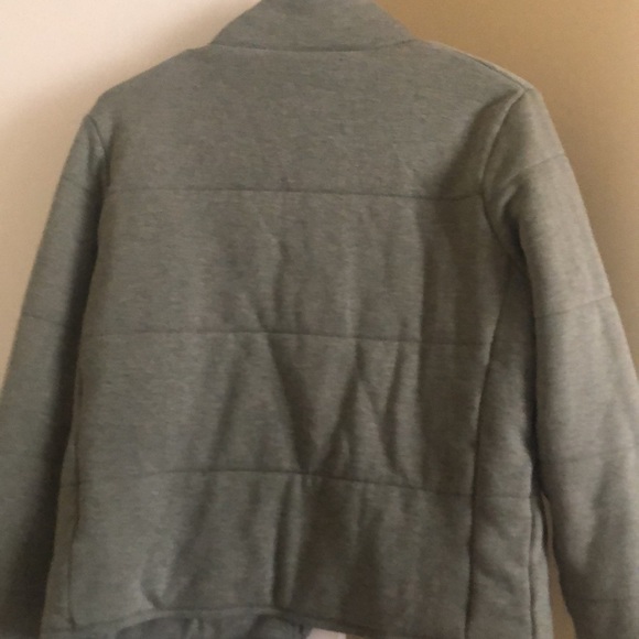 Sweater - Picture 4 of 4